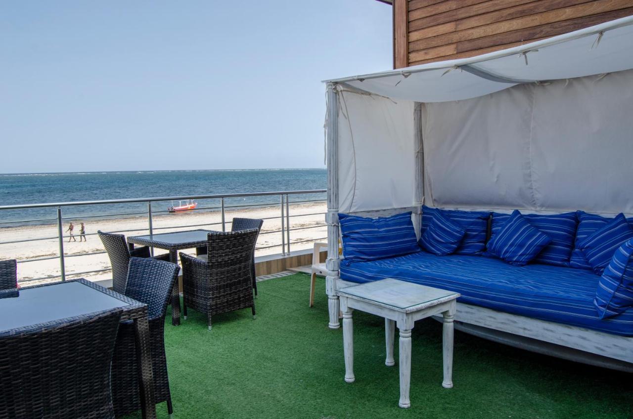 Jumeirah Beachfront Mombasa Esterno foto