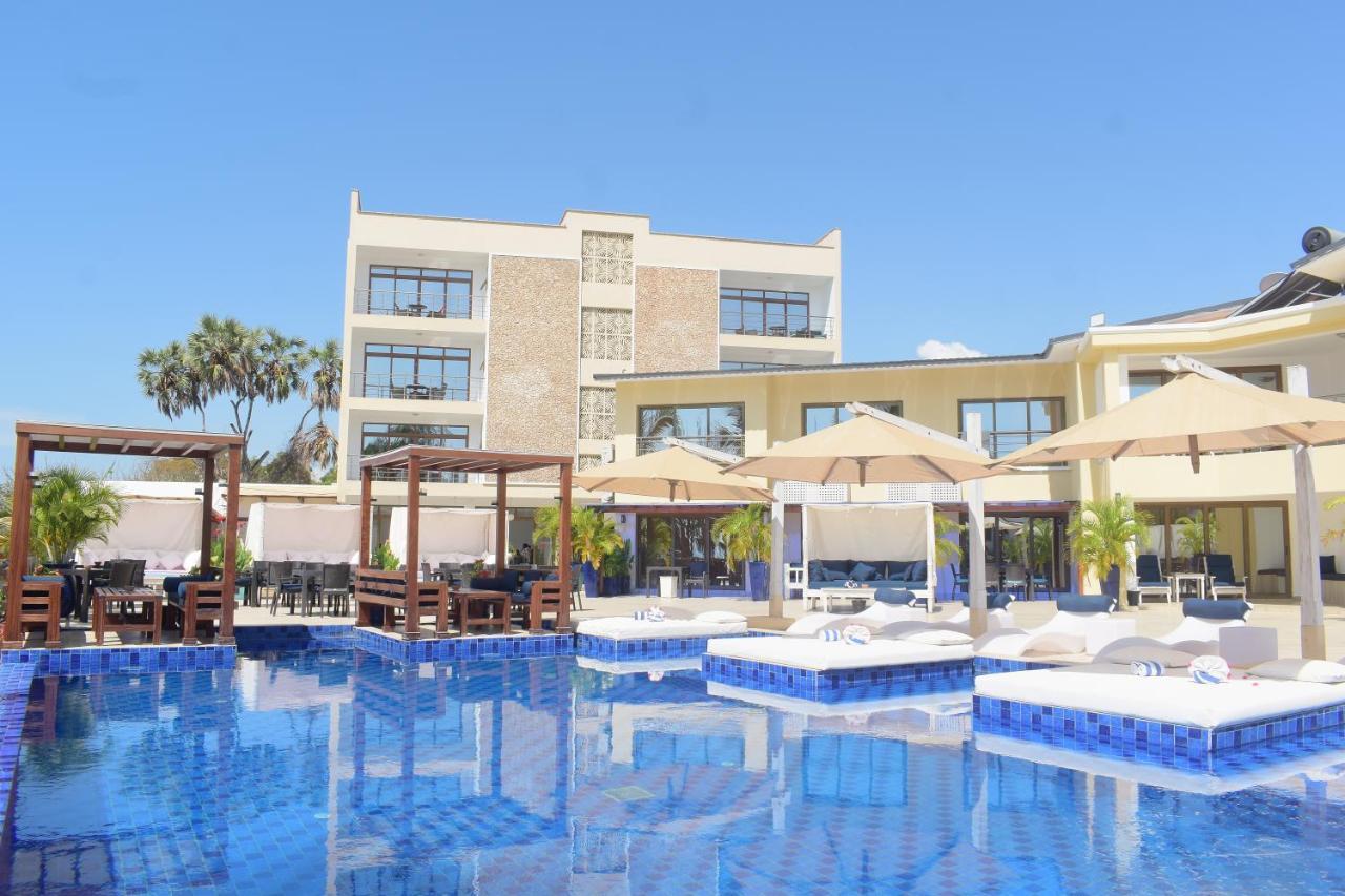 Jumeirah Beachfront Mombasa Esterno foto
